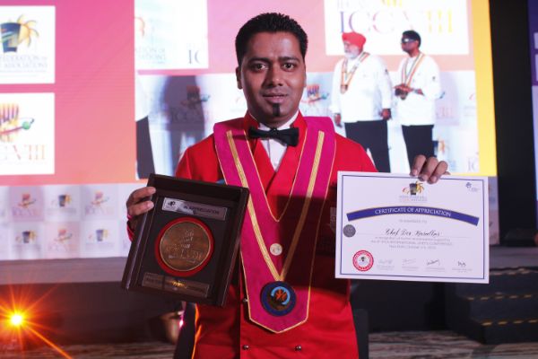 Top Celebrity Chef in Kolhapur, Chef Dev Kasalkar