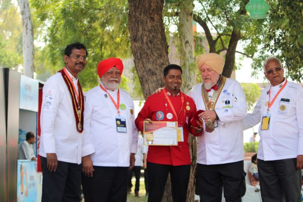 Top Celebrity Chef in Kolhapur, Chef Dev Kasalkar