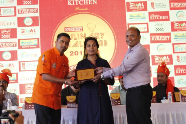 Best Celebrity Chef in Kolhapur, Chef Dev Kasalkar
